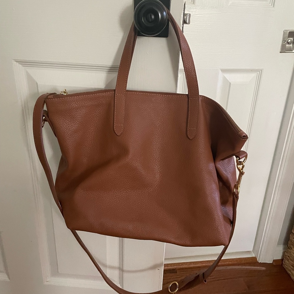 EUC Cuyana Medium Carry All Crossbody Tote
